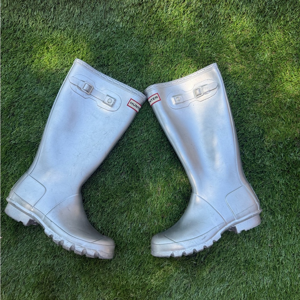 Hunter Metallic Silver Boots